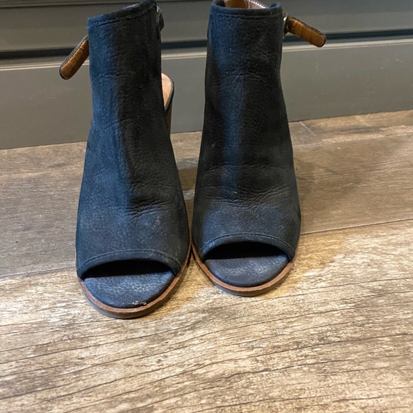 Lucky Brand size 8 black sling back booties - Picture 4 of 4